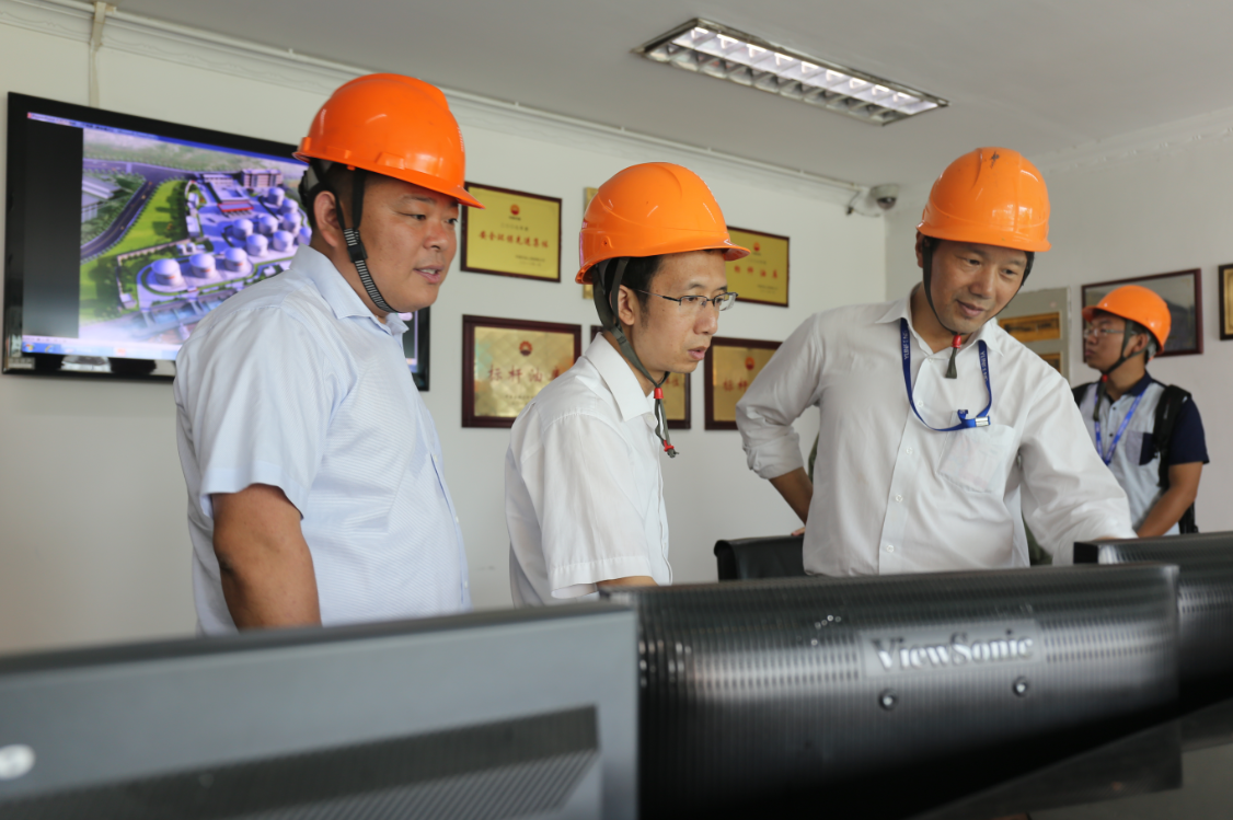 集团对云峰石油开展安全检查